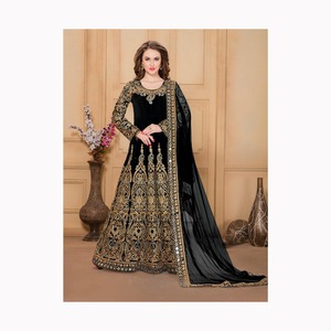 Pakistani Bridal Designer <b>Gown</b> Lehenga <b>Bride</b> Dress for Wedding Day Asian <b>Bride</b> Wedding Day Dress at Wholesale - Product Image 4