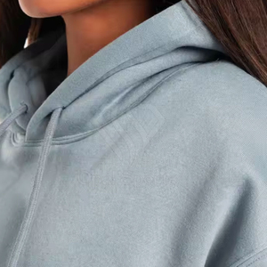 Camiseta de Manga Larga para Mujer, Blusa Linda Informal, Sudadera con Capucha Súper Suave para Gimnasio, Top Corto Transpirable con Capucha para Invierno - Product Image 5