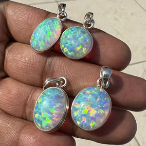 Colgante de Plata de Ley 925 de ópalo de fuego creado en laboratorio al por mayor, joyería de ópalo de fuego hecha a mano - Product Image 3