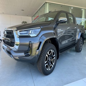 Toyota Hilux Pickup 4x4 Diesel Double Cabine Conduite à Gauche Assez Utilisé Et Neuf Frais Et Propre Excellent État - Product Image 2