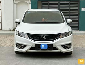 Precio bajo 2015 Honda Jade 1,8 T Automático de cinco plazas de segunda mano Coche usado Vehículos baratos para la venta - Product Image 2