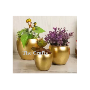 Ensemble de trois pots à fleurs en métal avec support en fer, différentes tailles, pour la décoration de jardin - Product Image 3