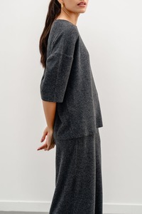 Camiseta deportiva de manga larga holgada de gran tamaño con cuello redondo de poliéster de peso pesado personalizada para mujer - Product Image 6