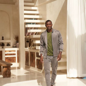 เสื้อแจ็คเก็ต Ultifresh UVJ03 ผ้าโพลีเอสเตอร์กันน้ำ 100% แห้งเร็ว เป็นมิตรกับสิ่งแวดล้อม เหมาะสำหรับฤดูร้อน สวมใส่สบาย น้ำหนักเบา มีซิป คอเสื้อแบบคอกลม บุขนสัตว์ - Product Image 6