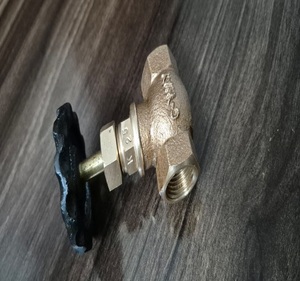 Vanne à boisseau sphérique en laiton C-Way 1/2\" PN16 à filetage BSP pour les stations de traitement de l'eau en stock - Product Image 4