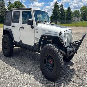 รถจี๊ปแรงเลอร์ อันลิมิเต็ด สปอร์ต 4x4 ปี 2010 มือสอง พวงมาลัยซ้าย/ขวา - Product Image 1