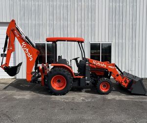 Tractor Cargador de Ruedas Kubota M62 Usado, Retroexcavadora, Inspeccionado y Probado, Tractor Compacto de Servicio Pesado, 59 Horas, 4050 kg, Diésel - Product Image 1