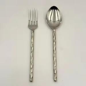 Ensemble de serveurs à salade de luxe avec cuillère en acier inoxydable - Respectueux de l'environnement, passe au lave-vaisselle - Product Image 4