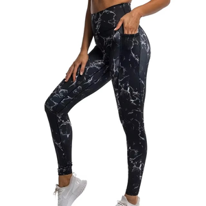 Leggings de yoga à imprimé marbre pour femmes taille haute avec poches | Collants d'entraînement de fitness | Pantalons de sport extensibles pour femmes - Product Image 2