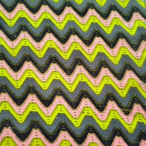 Tissu tissé Jacquard multicolore de luxe garçons filles teint en fil respirant matériau de sac lourd motif zigzag tricoté en chaîne - Product Image 5