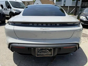 Clean 2020 L E X U S LX 570 edición blanca SUV 5.7L modelo LX 570 vehículo barato en venta - Product Image 3