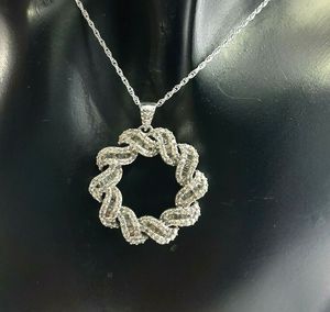 Collier pendentif en diamant blanc naturel rond de 1,10 carat pour femme JEWELSPAARK, argent sterling 925, pour mariage et anniversaire - Product Image 2