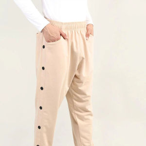 Pantalon de survêtement personnalisé couleur beige uni pour hommes 2025 100% coton tissu bouton latéral surdimensionné vêtements d'hiver pantalons de survêtement pour hommes - Product Image 2
