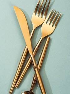 Juego de cubiertos de metal dorado de lujo para restaurante, hotel, hogar, bodas y regalos, uso a un precio razonable - Product Image 2