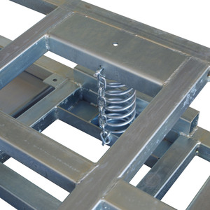 Equipo de manipulación IBC de acero de nueva condición Almacenamiento a granel de fácil decantación con soportes con resorte para almacenes - Product Image 3