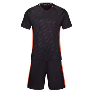 Conjunto de uniforme de fútbol con logotipo personalizado de alta calidad 100% poliéster transpirable secado rápido cuello en V entrenamiento deportivo para adultos - Product Image 1
