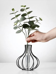 Florero de tubo de hierro y vidrio negro para decoración del hogar, jarrón redondo de flores hecho a mano para decorar la casa - Product Image 2