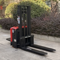 Chariot élévateur électrique à plateforme de 1,5 tonne pour entrepôts logistiques, chariot élévateur hydraulique à double levage pour la manutention des matériaux