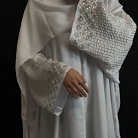 Abaya Musulmane Luxe Personnalisée en Gros, Soie Satin Anti-Rides Faite à la Main de Haute Qualité, Robe Longue Dubaï à Manches Longues pour Femmes Adultes Petite