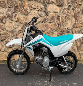 Nueva CRF110F 2025, Motocicleta Todoterreno para Niños de 110cc, Motor de Cuatro Tiempos - Product Image 5