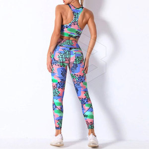 Diseño personalizado Sublimación Yoga Set con tela estirable 2025 Sublimación Yoga para la venta - Product Image 2