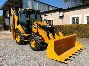 Retroexcavadora CAT 428F Modelo 2016 con Capacidad de Carga de 9 Toneladas con Motor y Caja de Cambios en Venta - Product Image 2