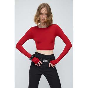 Top Corto Básico de Manga Larga - Product Image 1