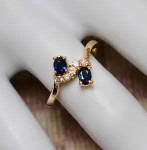 Bague en argent sterling 925 magnifique pour femme avec moissanite par Tishya Diamond pour fiançailles et mariage - Product Image 3