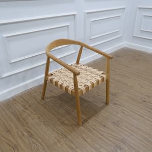 Chaises de salle à manger d'extérieur en bois massif de teck avec assise en cuir - Product Image 2