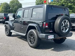 Jeep Wrangler Unlimited Sahara 2019 - Product Image 2