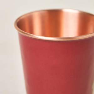 Vaso de cobre puro hecho a mano, vaso de Salud de inspiración ayurvédica, aspecto pulido elegante para la vida moderna - Product Image 1
