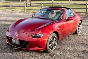 Mazda MX-5 Miata RF Grand Touring 2020 d'occasion en excellent état - Product Image 3