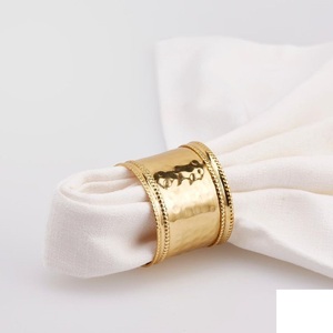 Porte-serviettes de Noël en cuivre de qualité exclusive, design créatif en métal doré, rose de table, best-seller - Product Image 1