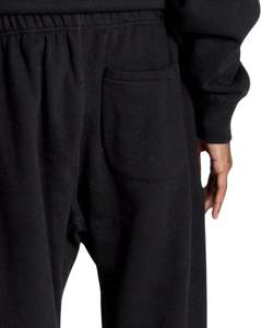 Pantalones deportivos unisex de felpa negra, estilo casual, con cintura elástica y puños en los tobillos, de algodón grueso. - Product Image 5