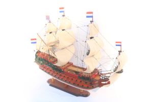 ZEVEN PROVINCIEN Navires en bois faits à la main pour la décoration de la maison du Nouvel An et de Noël - Product Image 4