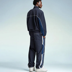 Conjunto de chándal de nailon para hombre, chándal de nailon ligero con cremallera y logotipo reflectante personalizado de fábrica, conjunto de cortavientos OEM 100% - Product Image 3