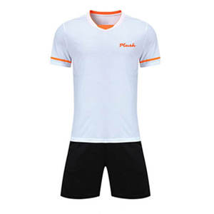 Ensemble de vêtements de football pour hommes, design de logo personnalisé, haute qualité, 100% polyester, séchage rapide, respirant, col en V, manches courtes, prix de gros - Product Image 1