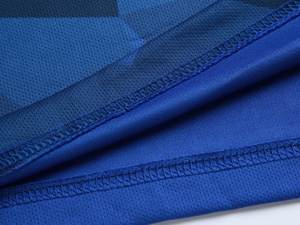 เสื้อฟุตบอลสำหรับผู้ชายเสื้อฟุตบอลแบบสั่งทำชุดฟุตบอลแบบระเหิด100% ผ้าโพลีเอสเตอร์ - Product Image 5