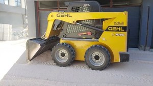 Used Diesel Gehl R190 Mini Skid Steer Loader 75KW Compact <b>Wheel</b> Loader <b>Small</b> Construction Loader for Farm and Site Work - Product Image 2