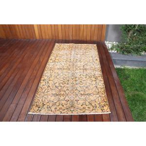Tapis turc vintage 3,3x6,3 pi (102x193 cm), tapis oriental en laine jaune - Product Image 1