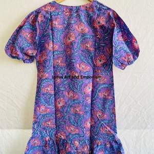 Hermoso Vestido Estampado Floral en Bloques de Algodón, Vestido para Uso Casual, Vestido Estampado a Mano - Product Image 2