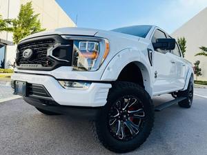 H&S 2022 Ford F-150 XLT SCA Edición Black Widow 5L V8 - Product Image 6