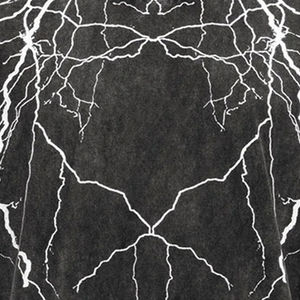 Camiseta de Algodón 100% Transpirable con Lavado Ácido y Estampado Luminoso, Diseño Personalizado para Hombre, Estilo Urbano Holgado en Negro Vintage - Product Image 6