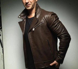 Chaquetas de Cuero de Manga Larga para Hombre, Elegantes, Impermeables y Resistentes al Viento, Estilo Urbano de Invierno, Hechas con Materiales de Alta Calidad - Product Image 4