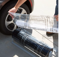 Film de protection auto-adhésif transparent en PE soufflé de haute qualité pour tapis de voiture, surface lisse, personnalisable