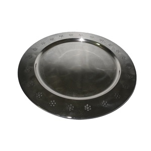 Assiettes de service rondes en métal écologique avec bord perlé pour fêtes de mariage dîner événements chargeur et assiettes décoratives - Product Image 4
