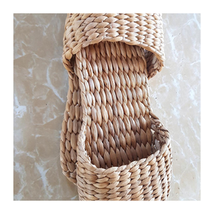 Pantoufles de plage en jacinthe d'eau naturelle-Tongs artisanales du Vietnam pour les voyages d'été - Product Image 6