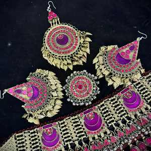 Ensemble de bijoux pour femmes afghanes tendance en acier inoxydable islamique moderne, avec cristaux et strass, fait main, pour occasions festives et mariages. - Product Image 6