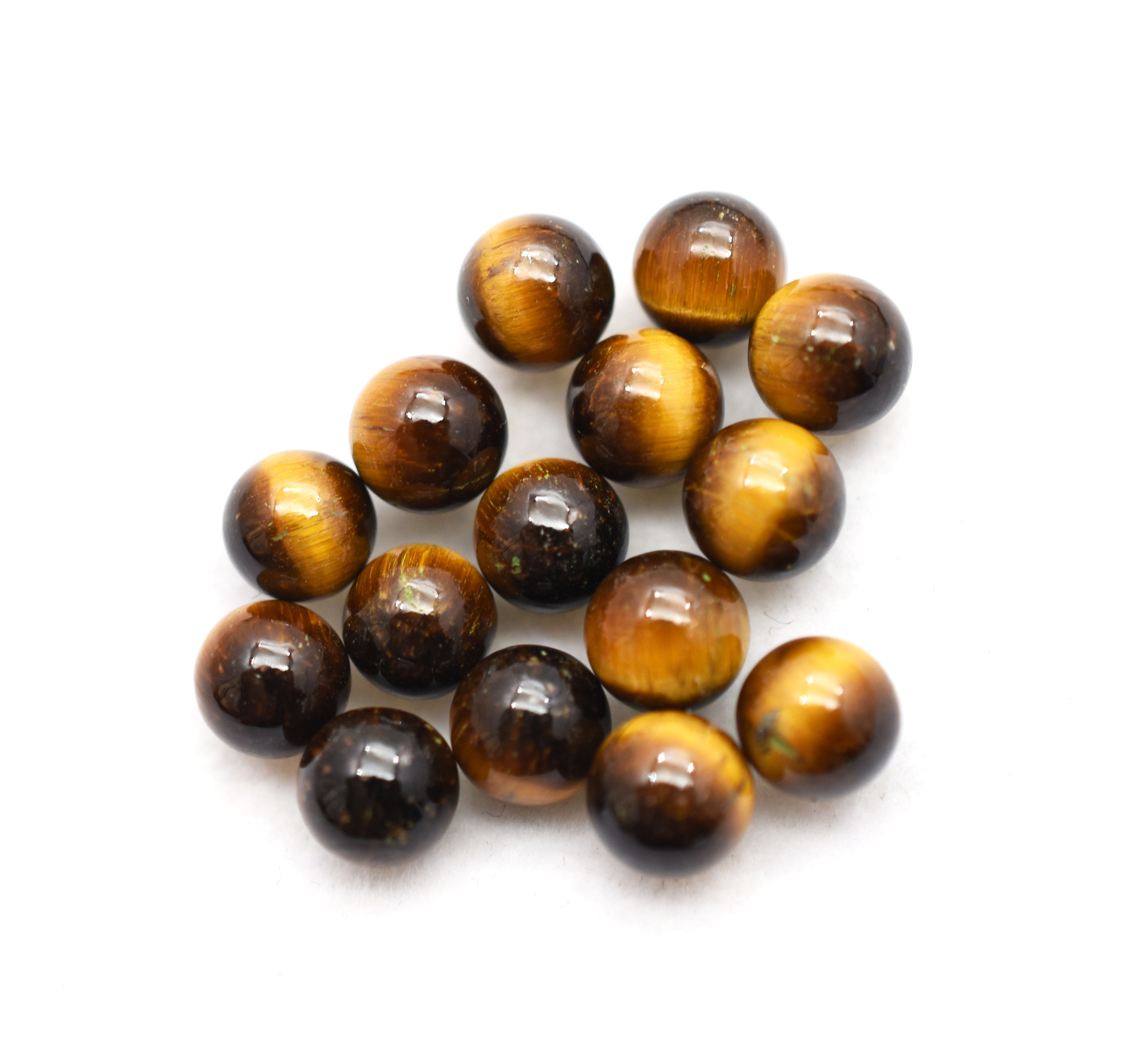 สีน้ำตาล