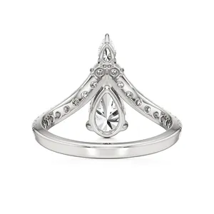 แหวนเพชรเมห์นา - แหวนหมั้นเพชรเม็ดเดี่ยวทองคำ 18K ดีไซน์หรูหรา - Product Image 6